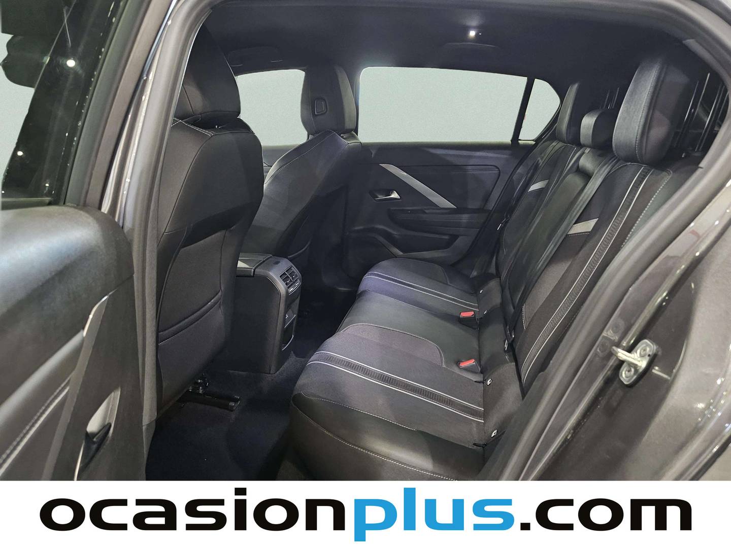 Foto asientos traseros Opel Astra Opel Astra 1.5D DTH GS Auto (130 CV)