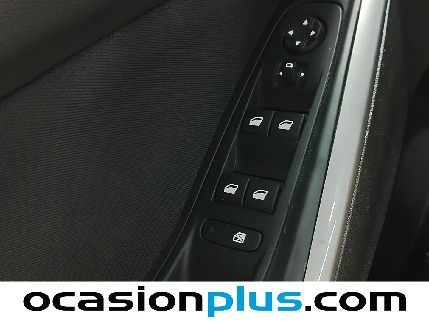 Foto Opel Grandland X Opel Grandland X 1.2 Turbo Edition (130 CV)