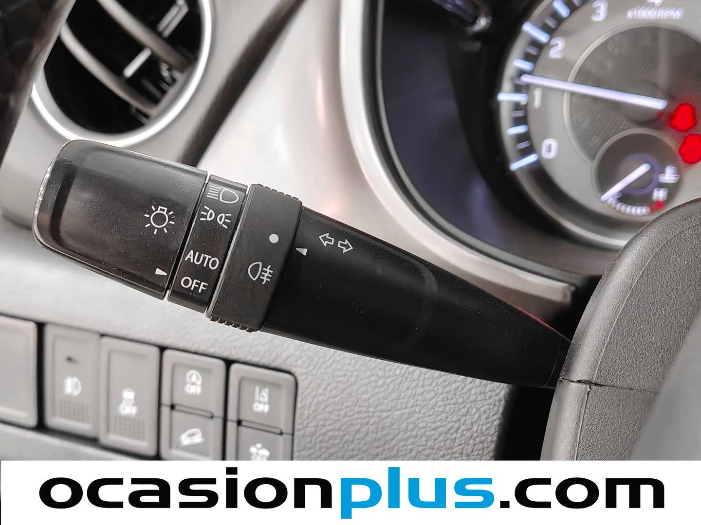 Suzuki Vitara Suzuki Vitara 1.4 T Mild Hybrid GLE 4WD (129 CV) seminuevo