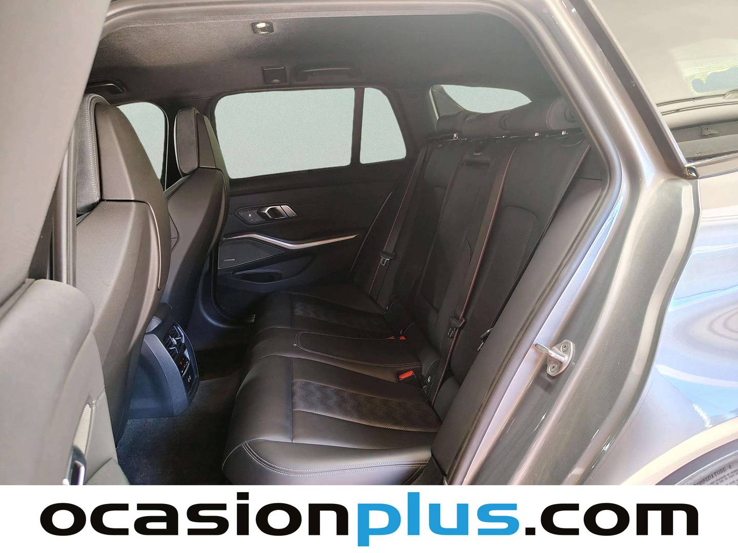 Foto asientos traseros BMW Serie 3 BMW M M3 Competition Touring xDrive (510 CV)
