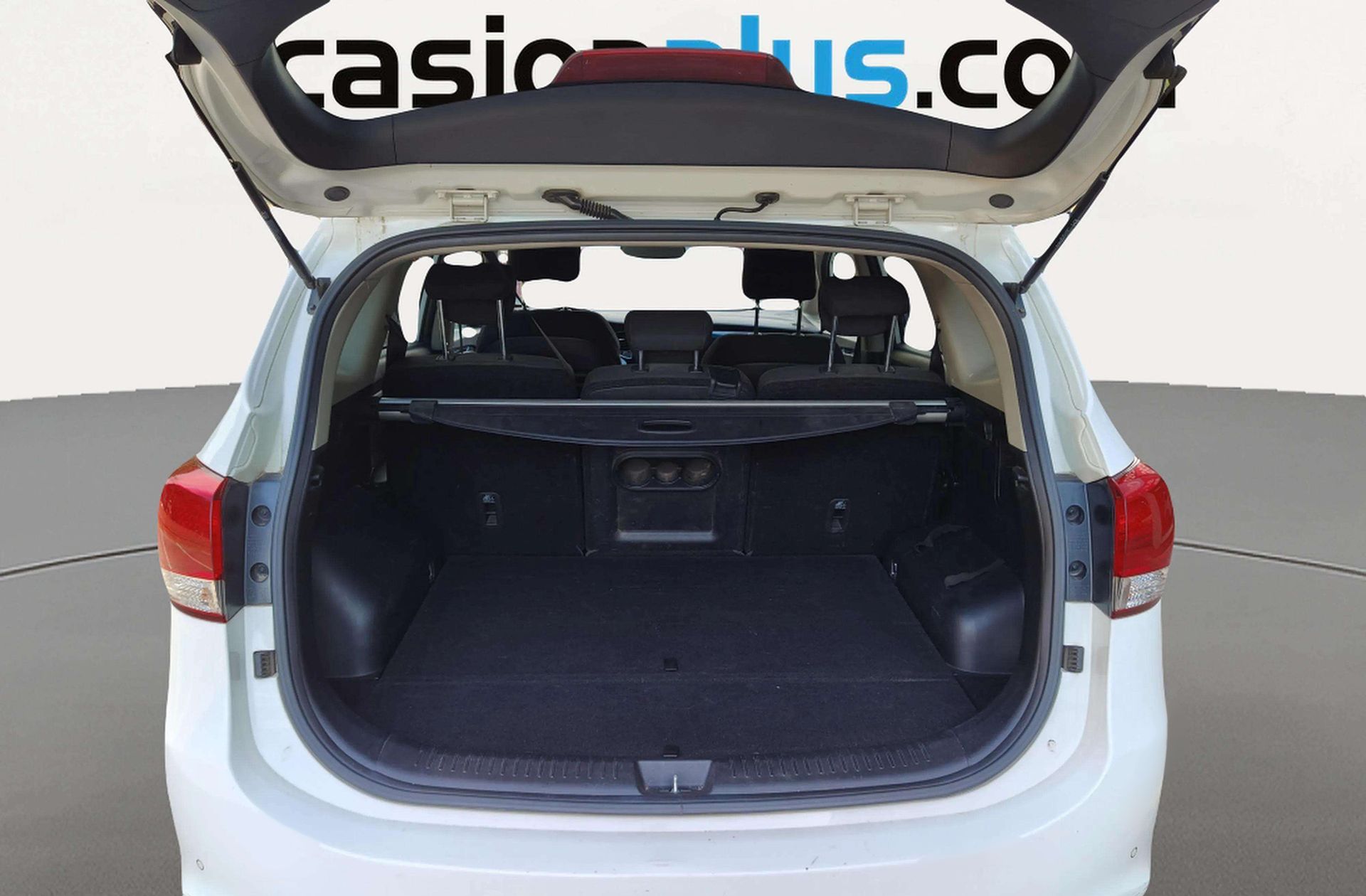 Kia Carens 1.7 CRDi VGT Eco-Dynamic Drive - foto 12