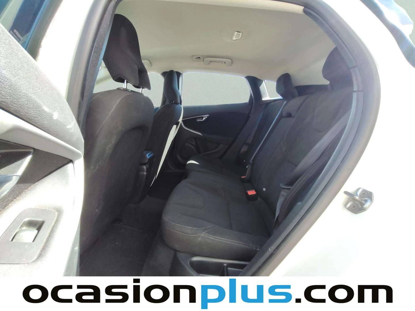 Foto asientos traseros Volvo V40 Volvo V40 D2 Kinetic (120 CV)