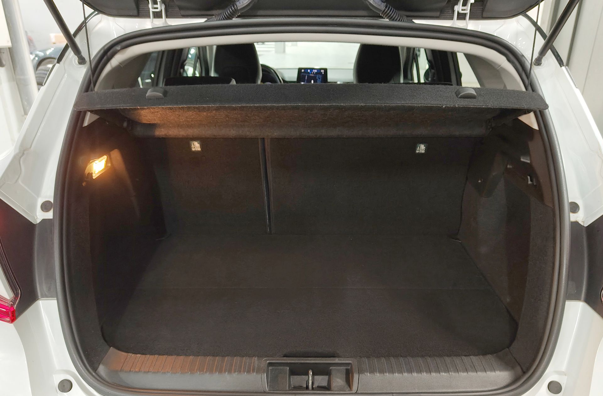 Renault Captur Zen E-Tech Híbrido enchufable - foto 19