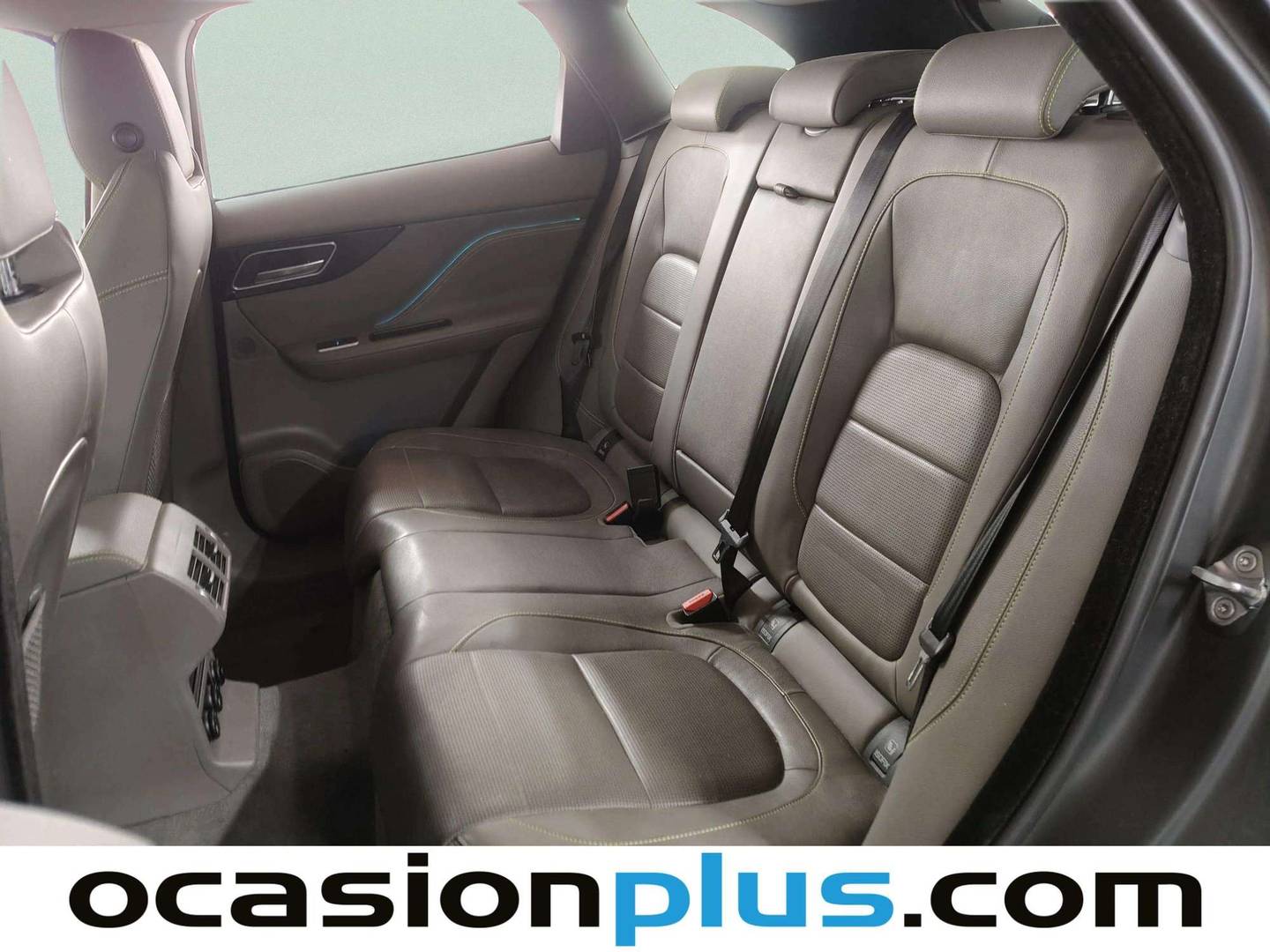 Foto asientos traseros Jaguar F-Pace Jaguar F-PACE 2.0L i4D R-Sport Auto (180 CV)