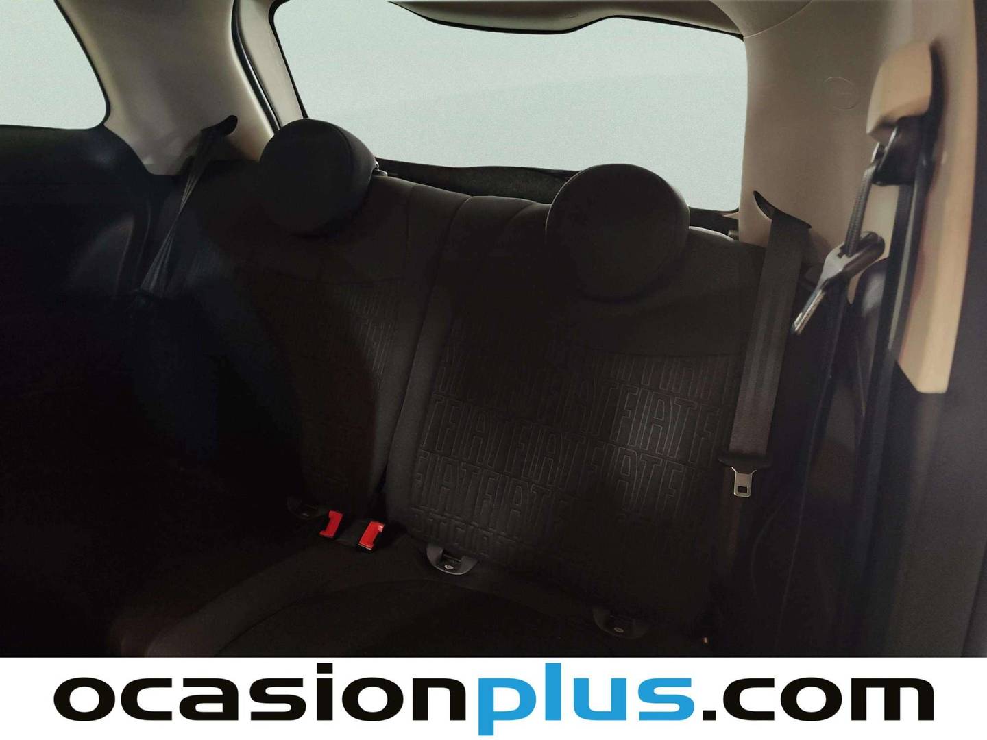 Foto asientos traseros Fiat 500 Fiat 500 1.0 Hybrid Dolcevita (70 CV)