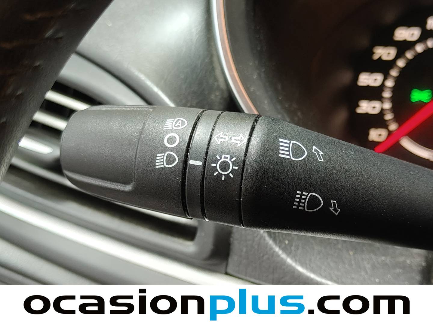 Extras del Fiat Tipo Fiat Tipo 1.6 Multijet Lounge DDCT (120 CV)