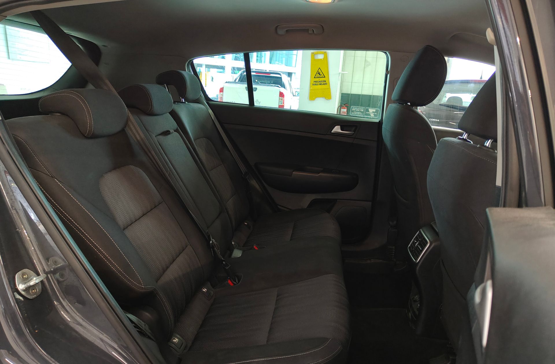 Kia Sportage 1.6 GDi Drive 4x2 - foto 14