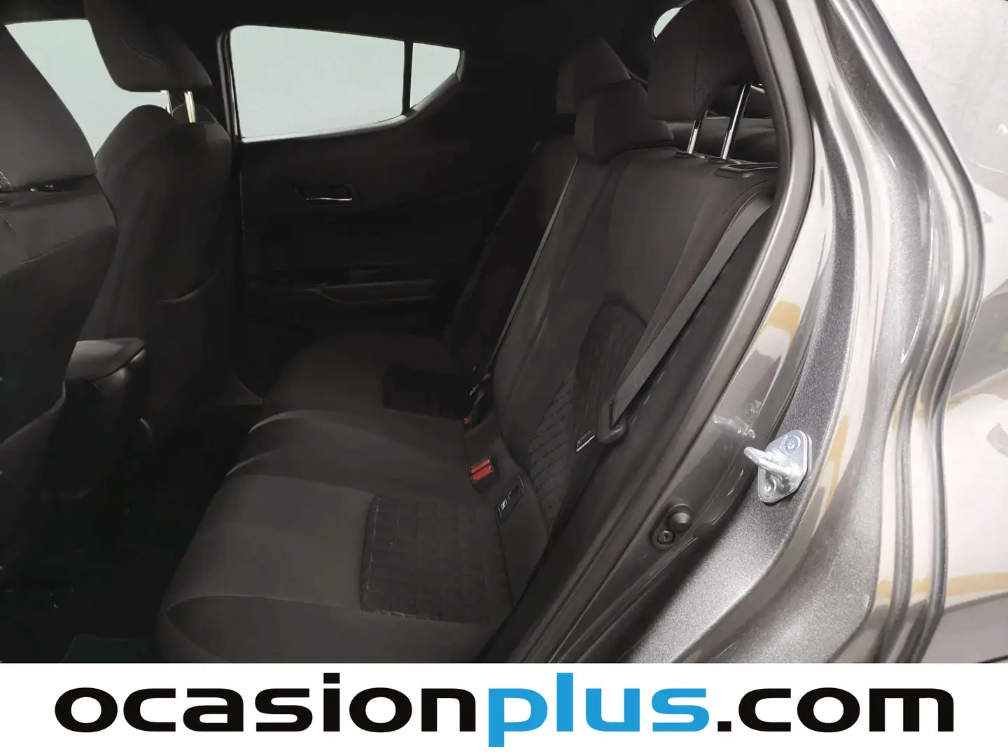 Foto Toyota C-HR Toyota C-HR 1.8 125H Advance (122 CV)