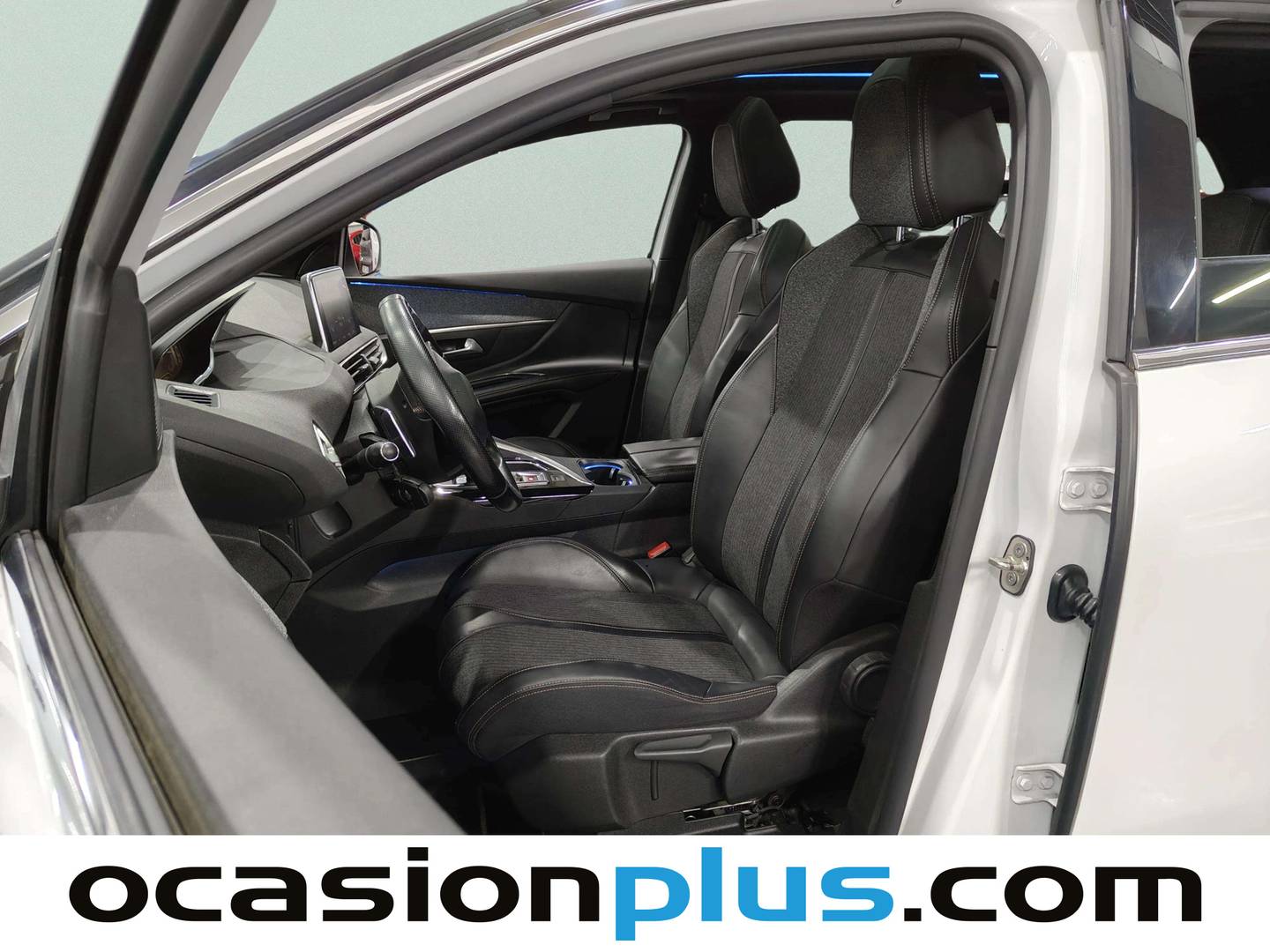 Foto Peugeot 5008 Peugeot 5008 1.6L THP GT-Line EAT6 121 kW (165 CV)