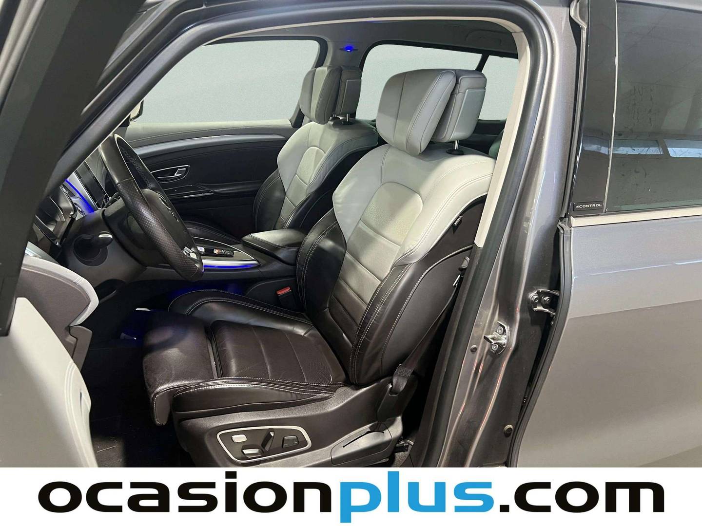 Foto asientos delanteros Renault Espace Renault Espace Initiale Paris Energy dCi (160 CV) TT EDC 7 Plazas