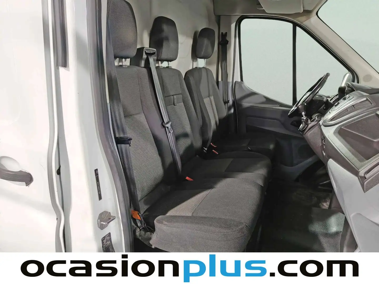 Foto Ford Transit Ford Transit Furgon 350 L3H2 Ambiente (130 CV)