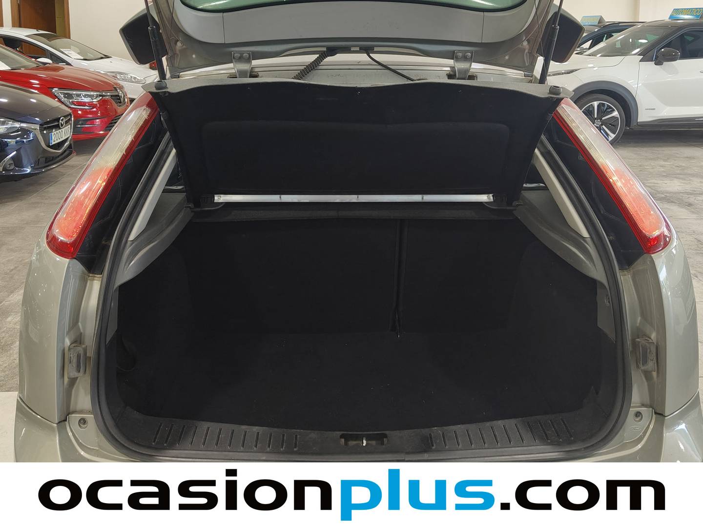 Fotos maletero Ford Focus Ford Focus 1.6 TDCI Trend (109 CV)
