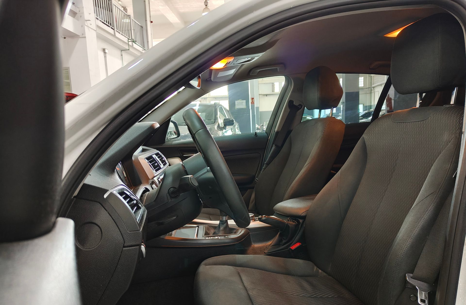 BMW Serie 1 118i - foto 11