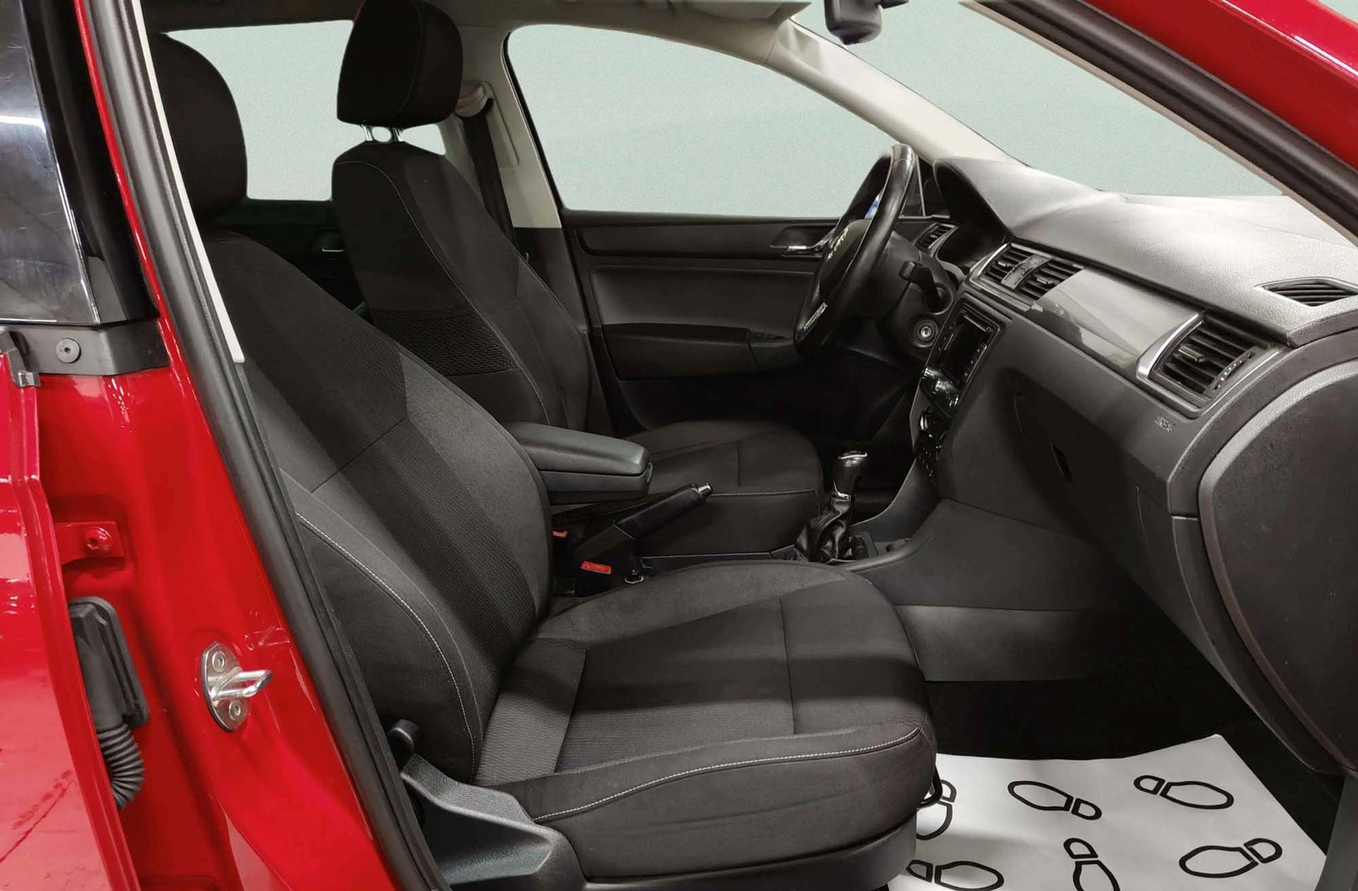 Škoda Spaceback 1.2 TSI Ambition - foto 16