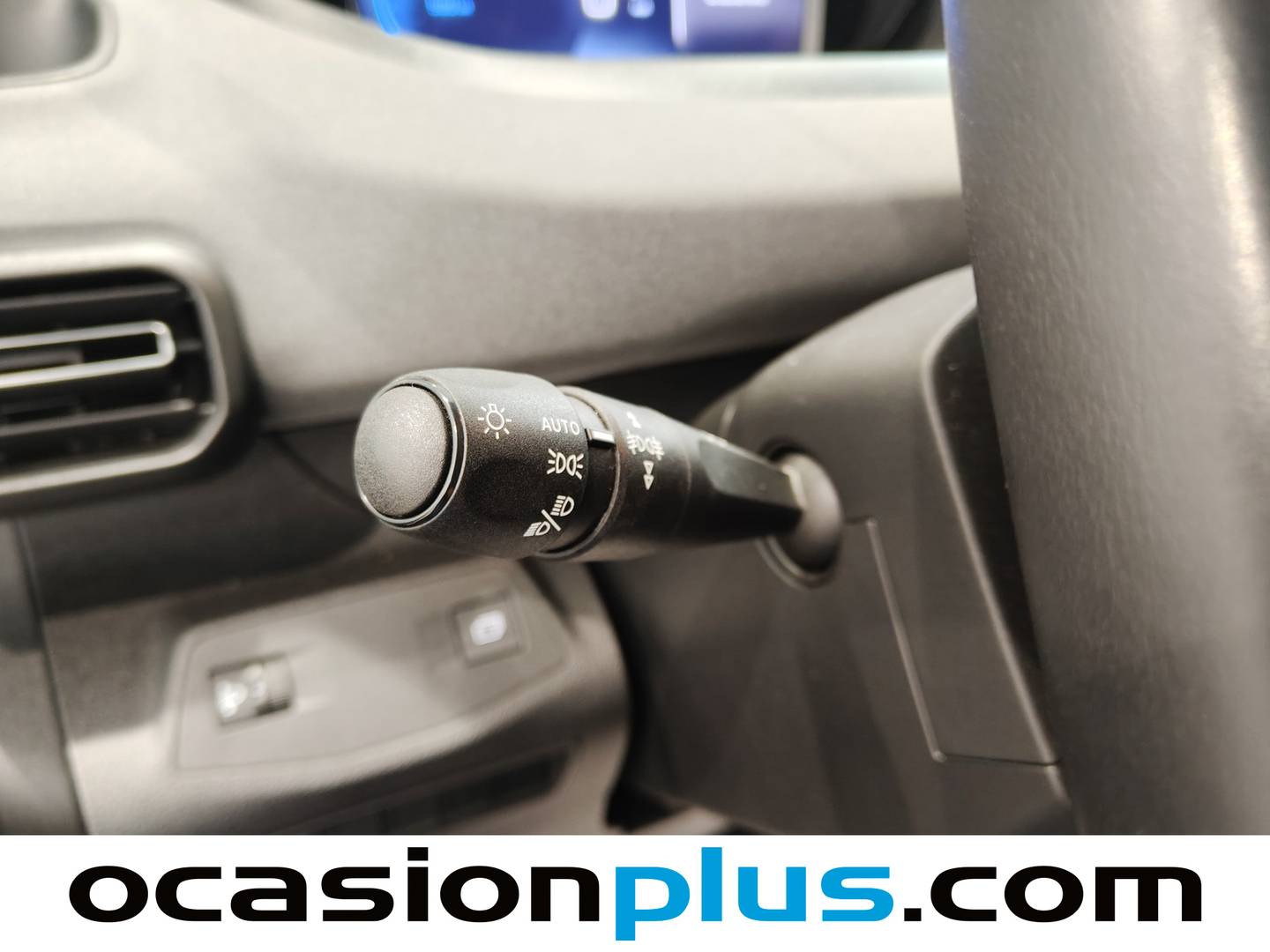 Foto Peugeot Rifter Peugeot Rifter BlueHDi 130 GT Long EAT8 (130 CV)