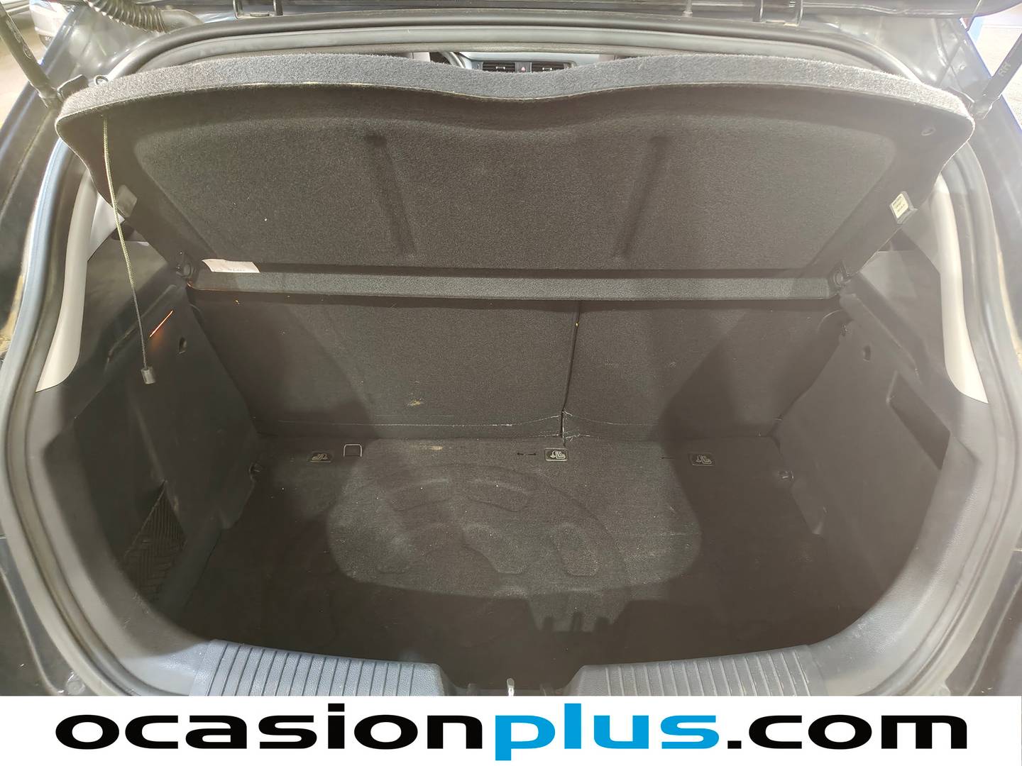 Fotos maletero KIA Rio KIA Rio 1.2 CVVT Concept (85 CV)