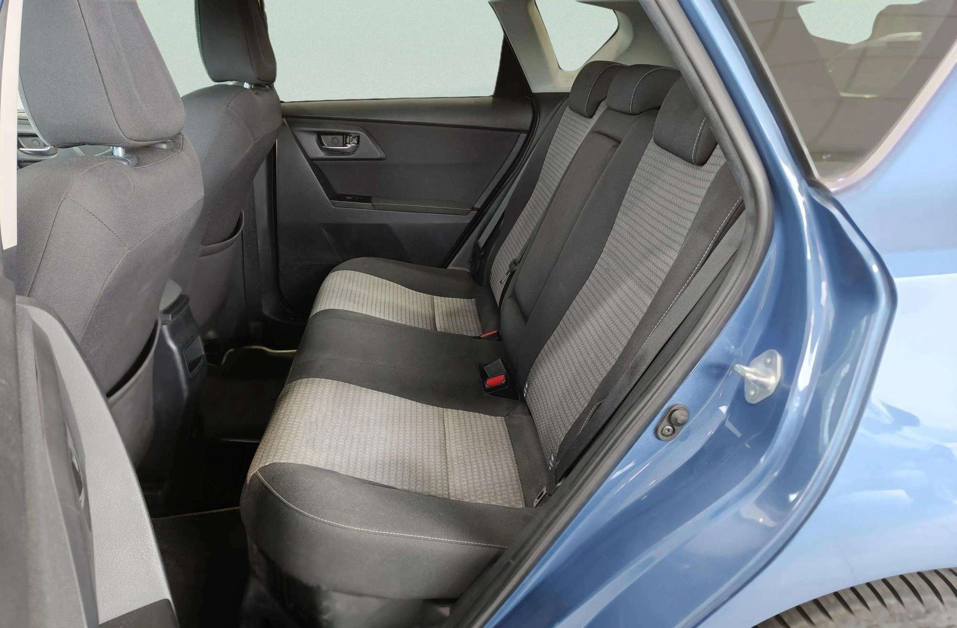 Toyota Auris 140H Hybrid Feel! Edition - foto 12
