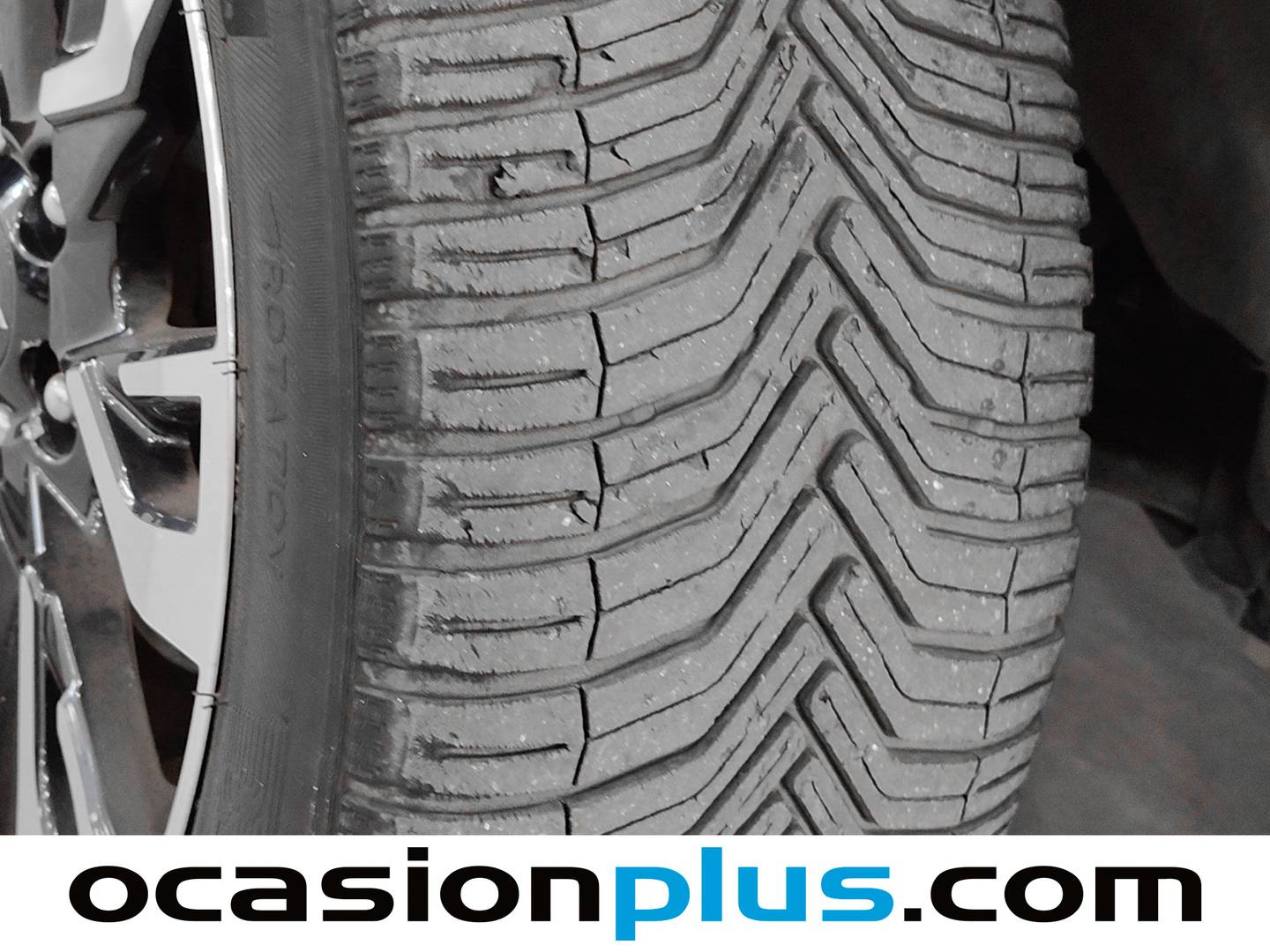 Foto Mitsubishi Outlander Mitsubishi Outlander 2.0 PHEV Kaiteki 4WD Auto  (203 CV)