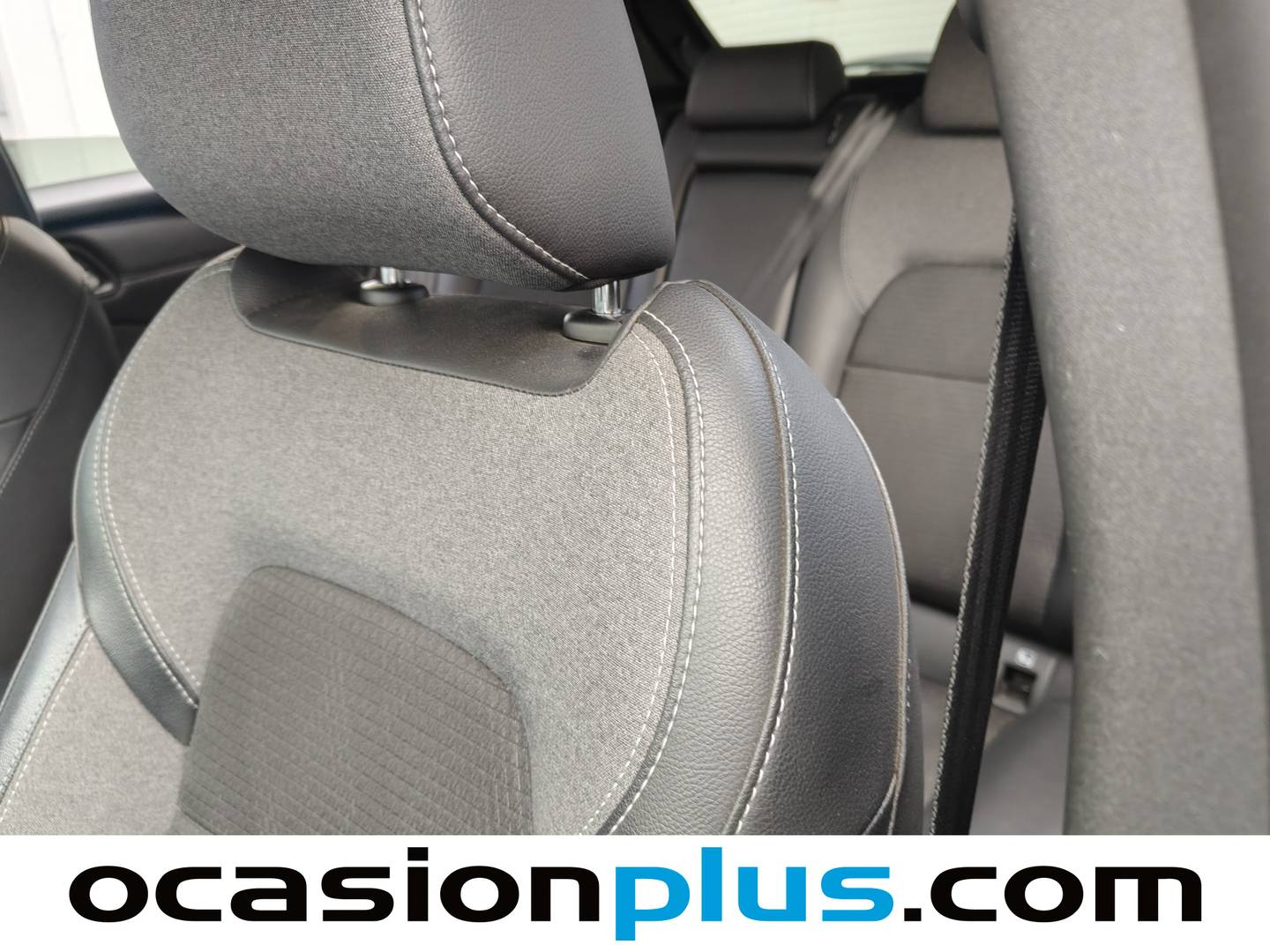 Foto Nissan QASHQAI Nissan Qashqai DIG-T 140 mHEV N-Connecta 4x2 (140 CV)