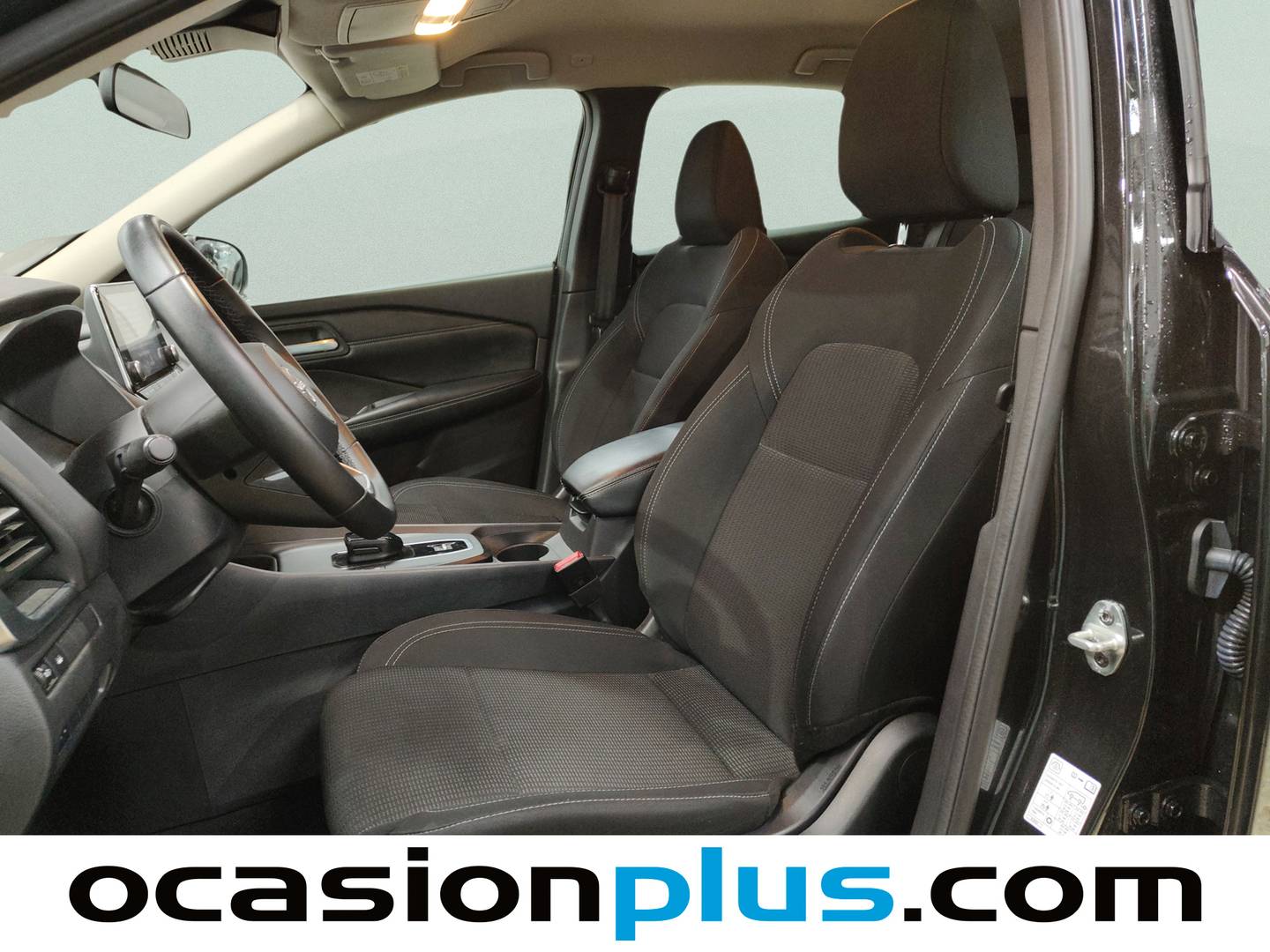 Foto asientos delanteros Nissan QASHQAI Nissan Qashqai E-POWER Acenta (190 CV)