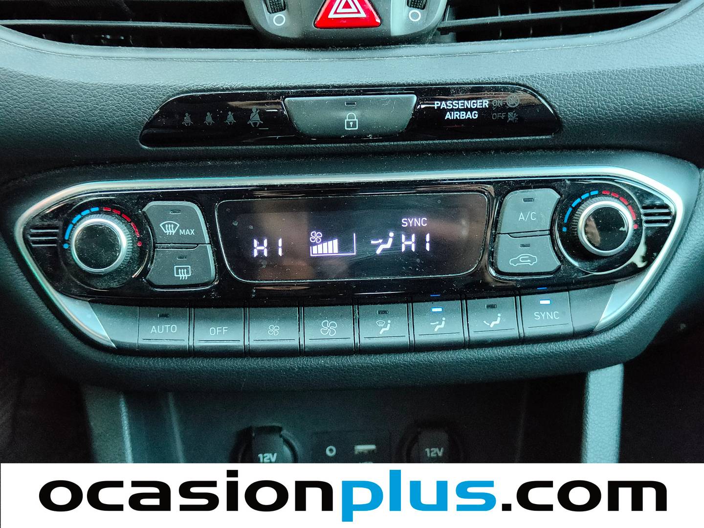 Foto Hyundai i30 Hyundai i30 CW 1.6 CRDI Link (110 CV)