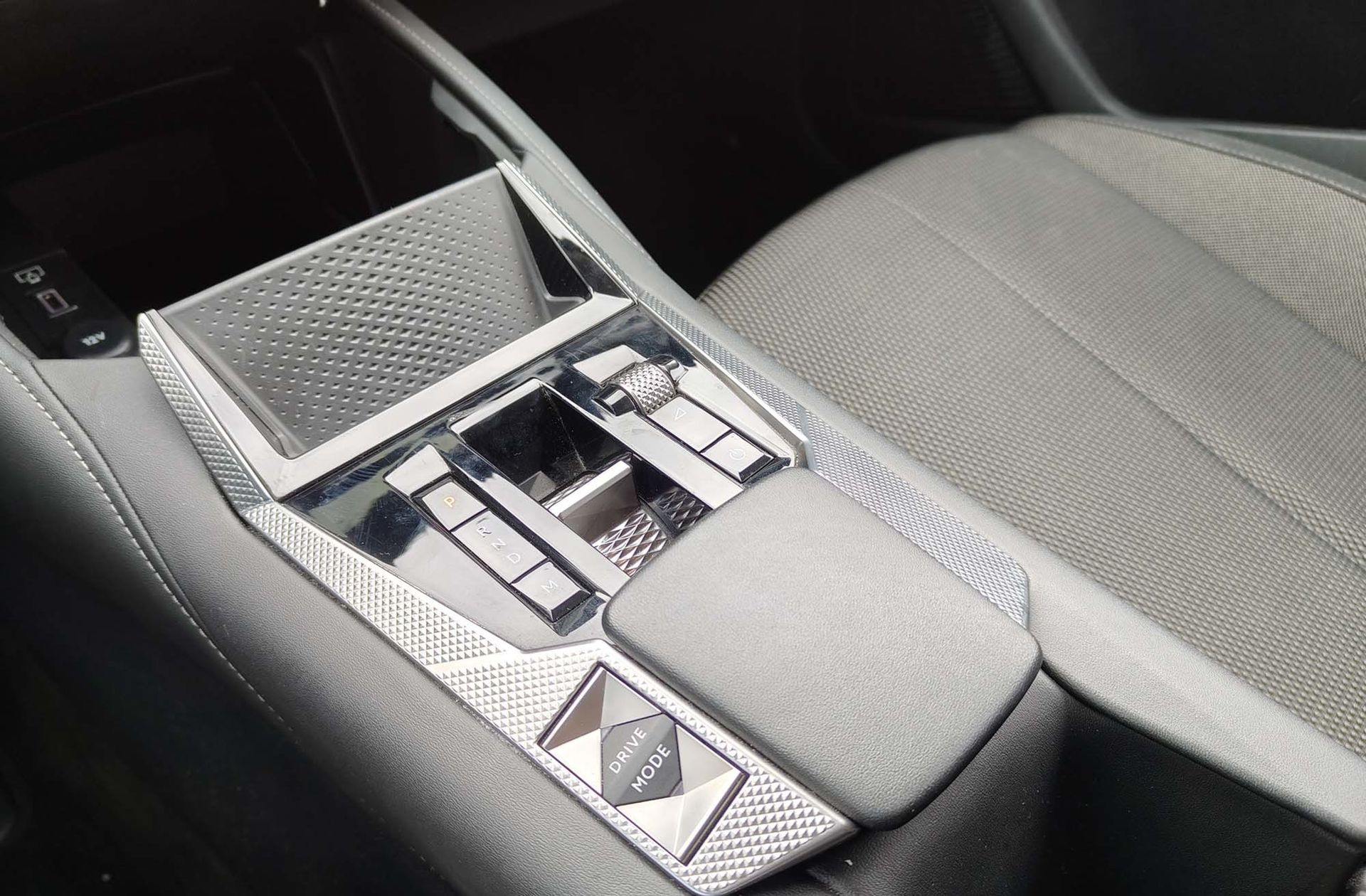 DS DS 4 PureTech 130 Bastille - foto 5