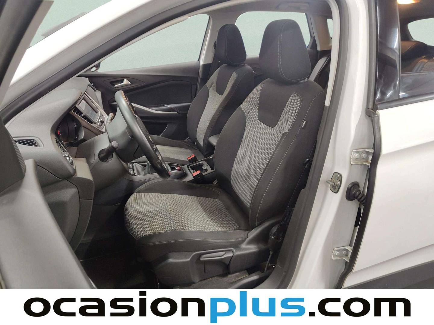 Foto asientos delanteros Opel Grandland X Opel Grandland X 1.2 Turbo Selective (130 CV)