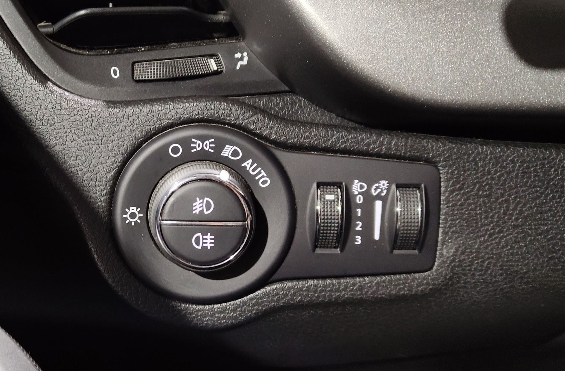 Fiat 500X 1.5 Hybrid Dolcevita Sport DCT - foto 16