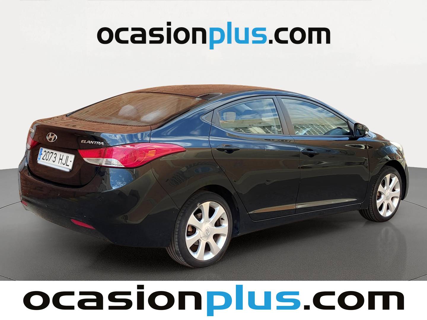 Foto trasera Hyundai Elantra Hyundai Elantra 1.6 MPI GLS Tecno (132 CV) derecha