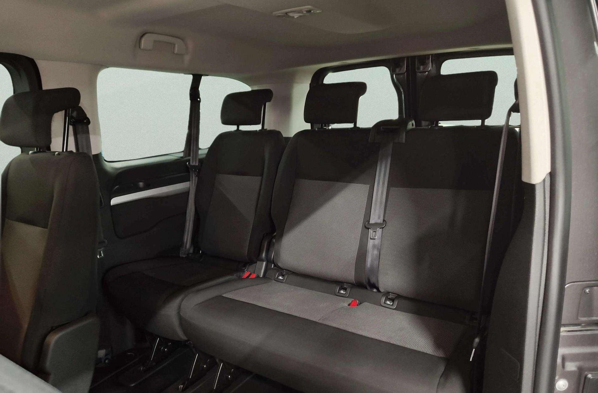 Toyota Proace Verso 2.0D VX Shuttle 9 plazas - foto 6