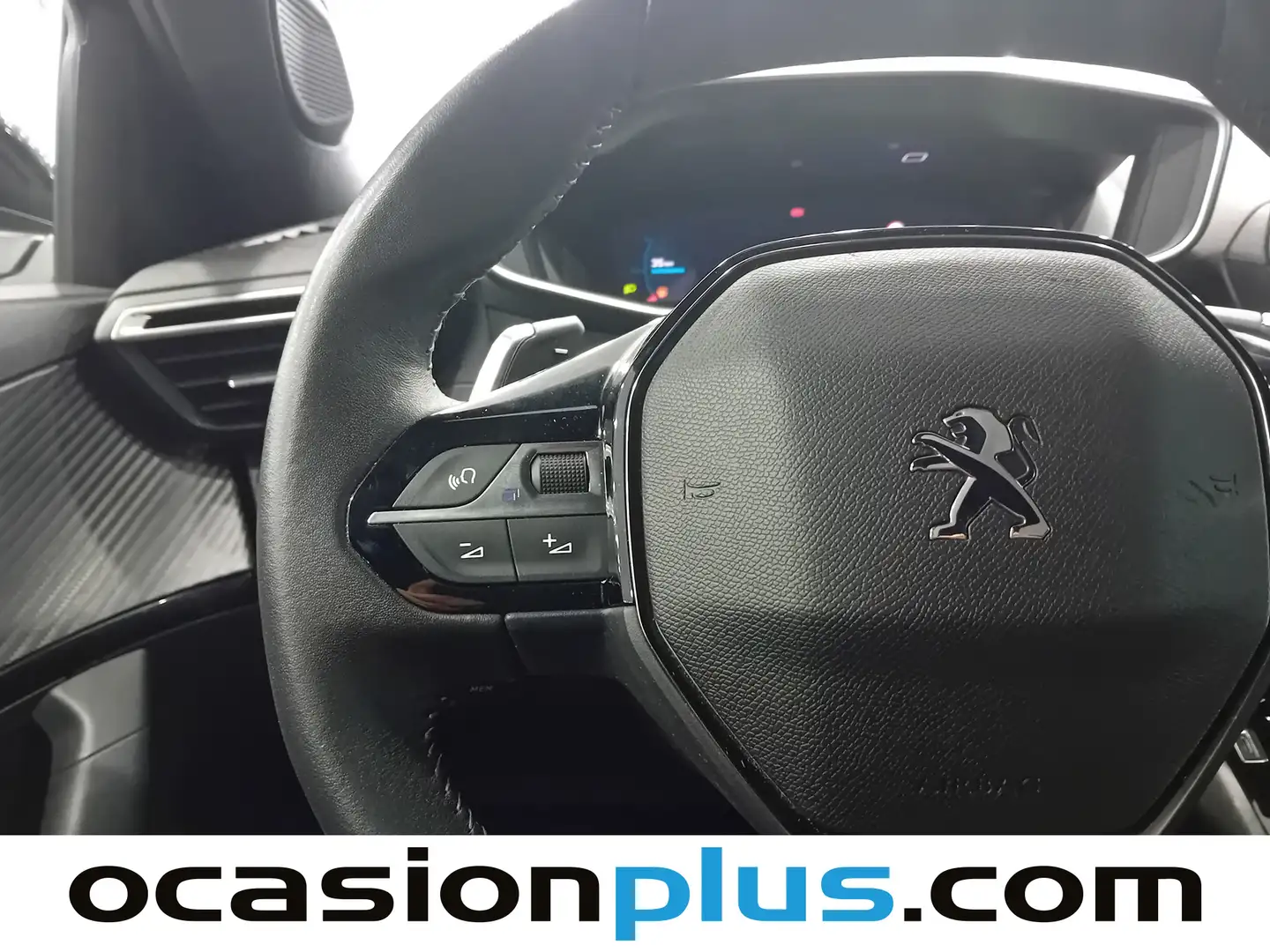 Foto Peugeot 2008 Peugeot 2008 PureTech 130 S&S Allure Pack EAT8 (130 CV)