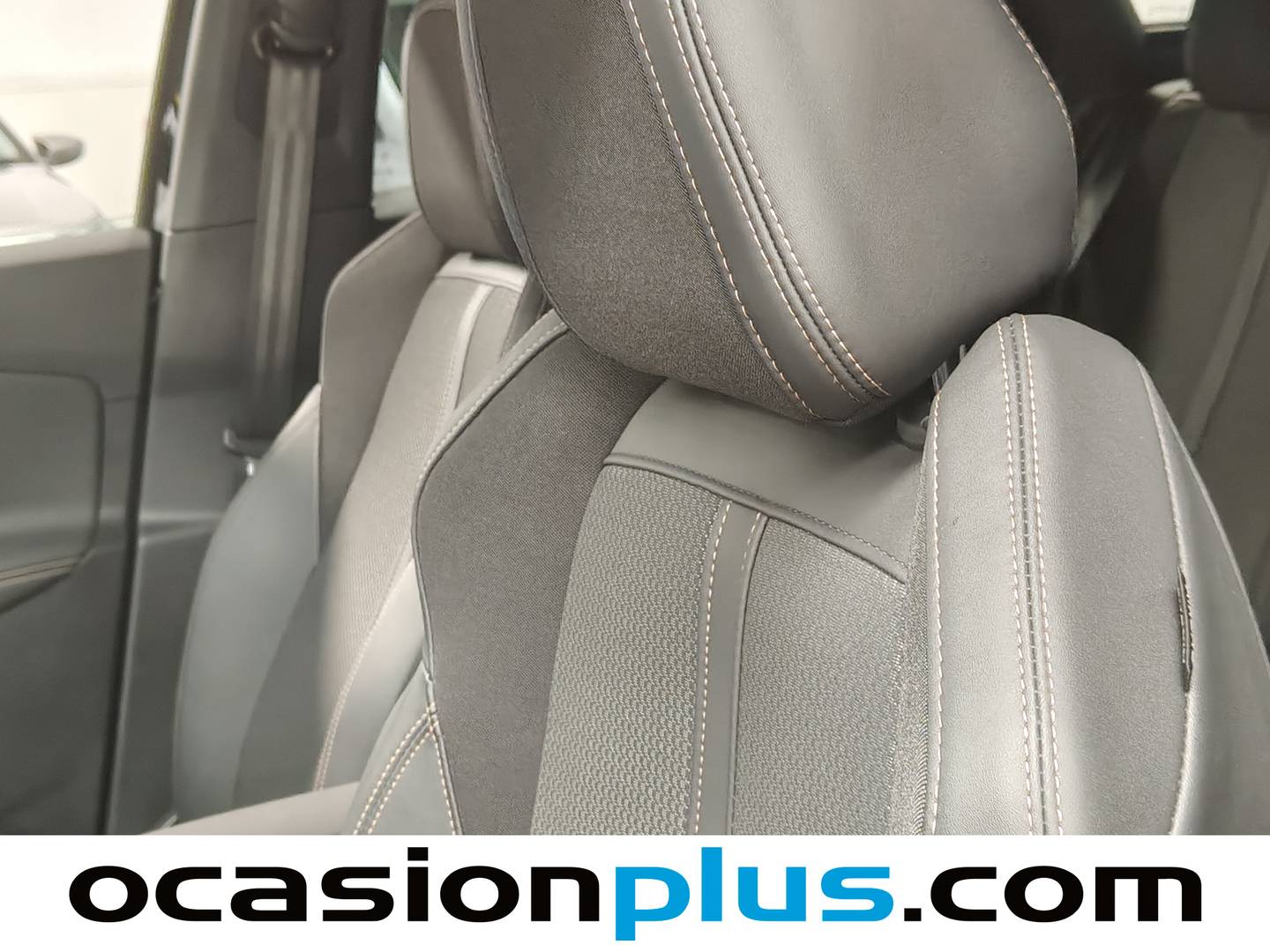 Foto Peugeot 3008 Hybrid Peugeot 3008 Hybrid GT eDCS6 (145 CV)