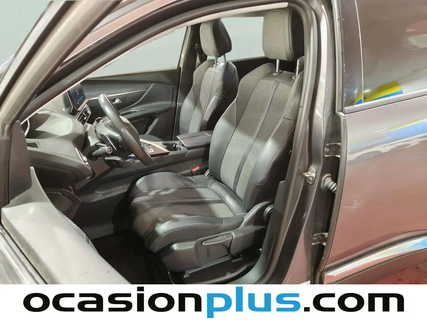 Foto Peugeot 5008 Peugeot 5008 PureTech 130 S&S Allure EAT8 (130 CV) 7 Plazas