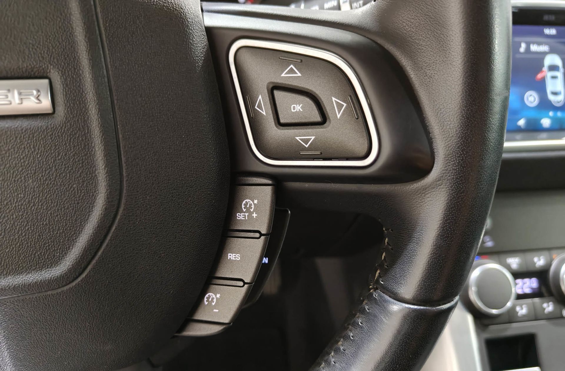 Land Rover Range Rover Evoque 2.0L eD4 Pure 4x2 - foto 27