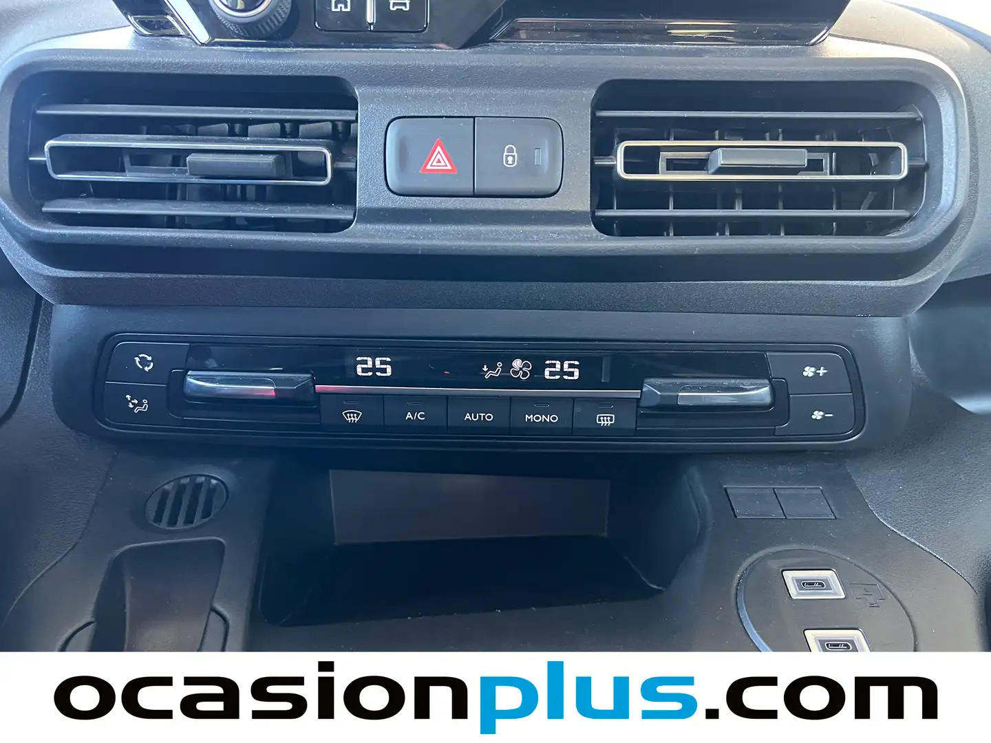 Foto Peugeot Rifter Peugeot Rifter BlueHDi 130 GT Long EAT8 (130 CV)