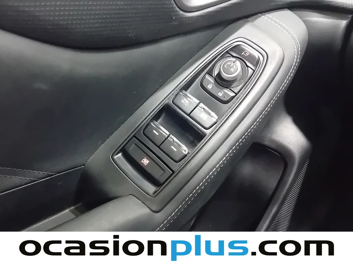 Foto Subaru Forester Subaru Forester 2.0i Hybrid Executive Plus CVT (150 CV)