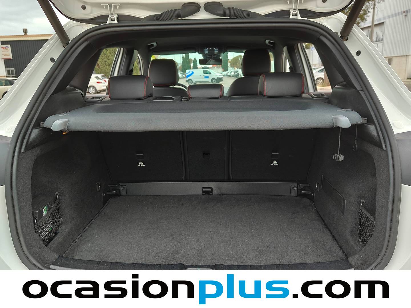 Fotos maletero Mercedes GLA Mercedes-Benz GLA 200 D (150 CV) Pack AMG