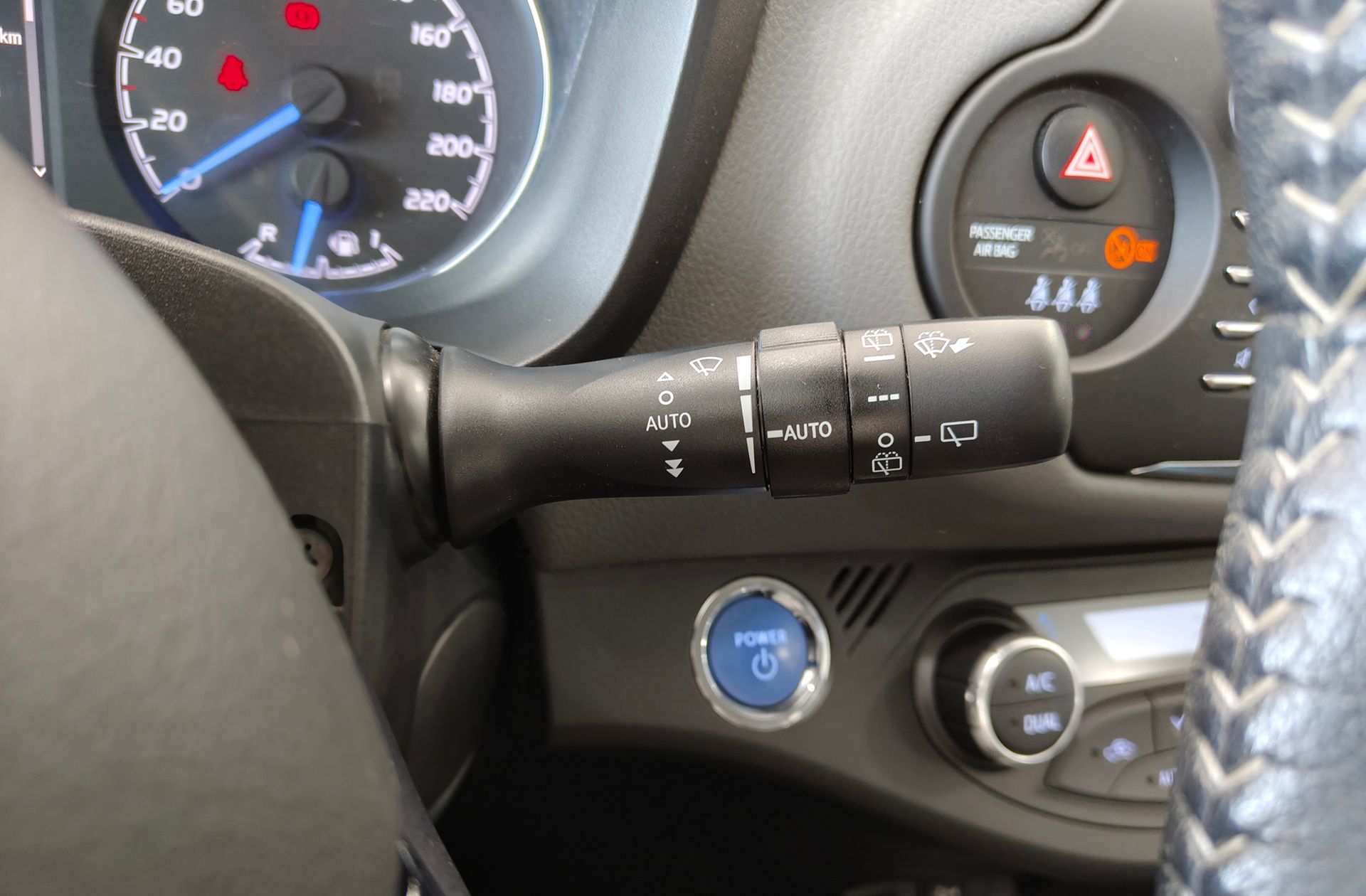 Toyota Yaris 1.5 Hybrid Active - foto 28
