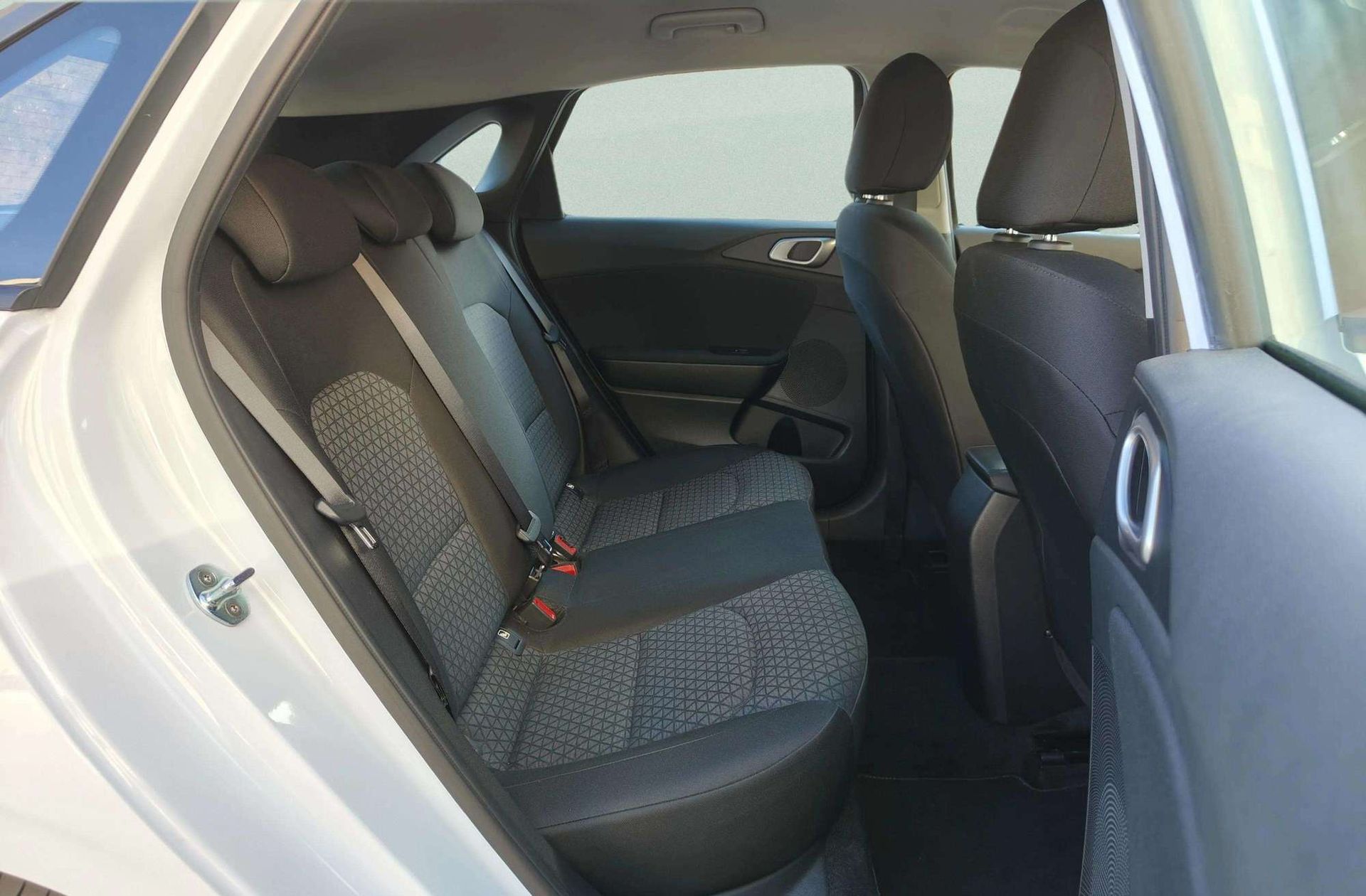 Kia Ceed 1.0 T-GDi Concept - foto 13