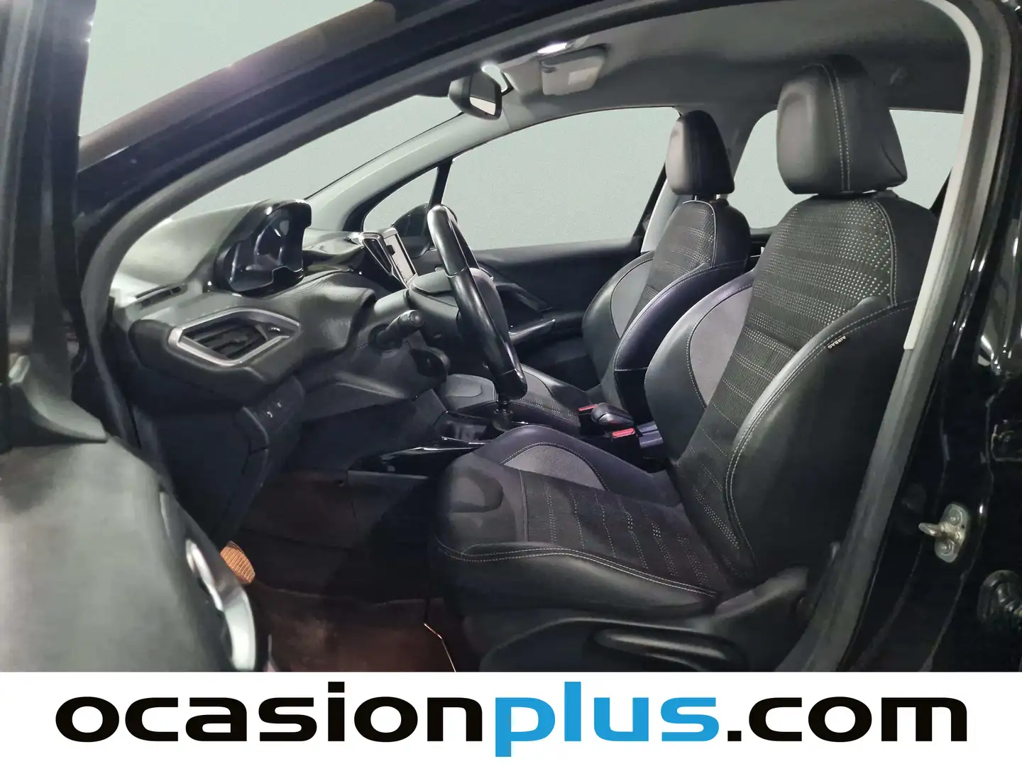 Foto Peugeot 2008 Peugeot 2008 PureTech 130 S&S Allure (130 CV)