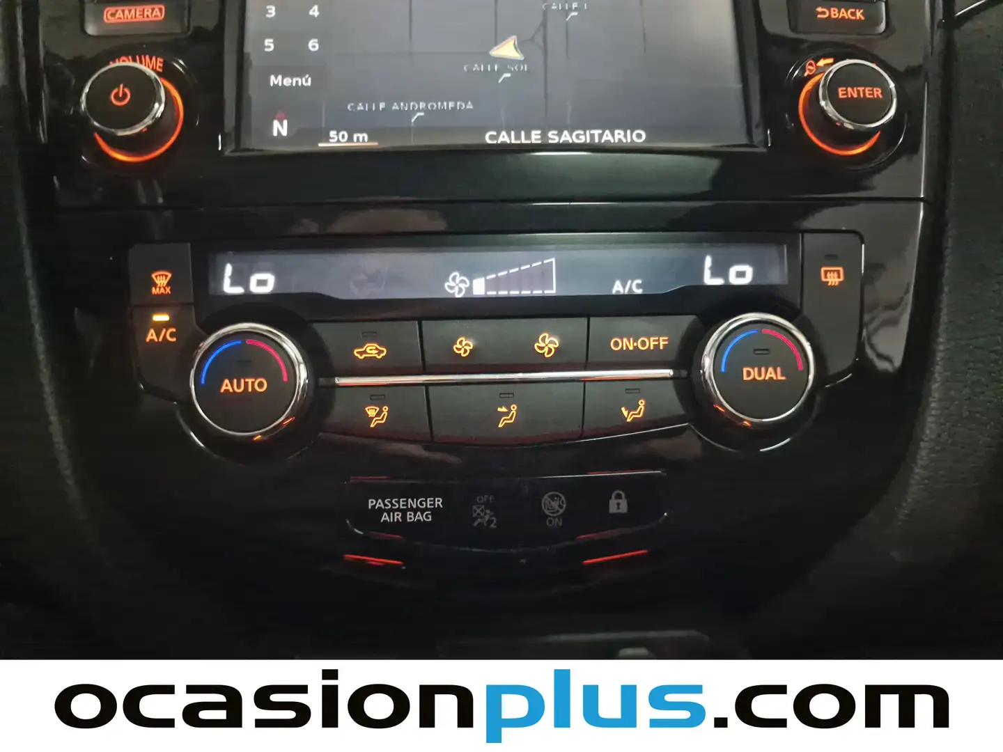 Foto Nissan QASHQAI Nissan Qashqai DIG-T 115 N-Connecta 4x2 (115 CV)