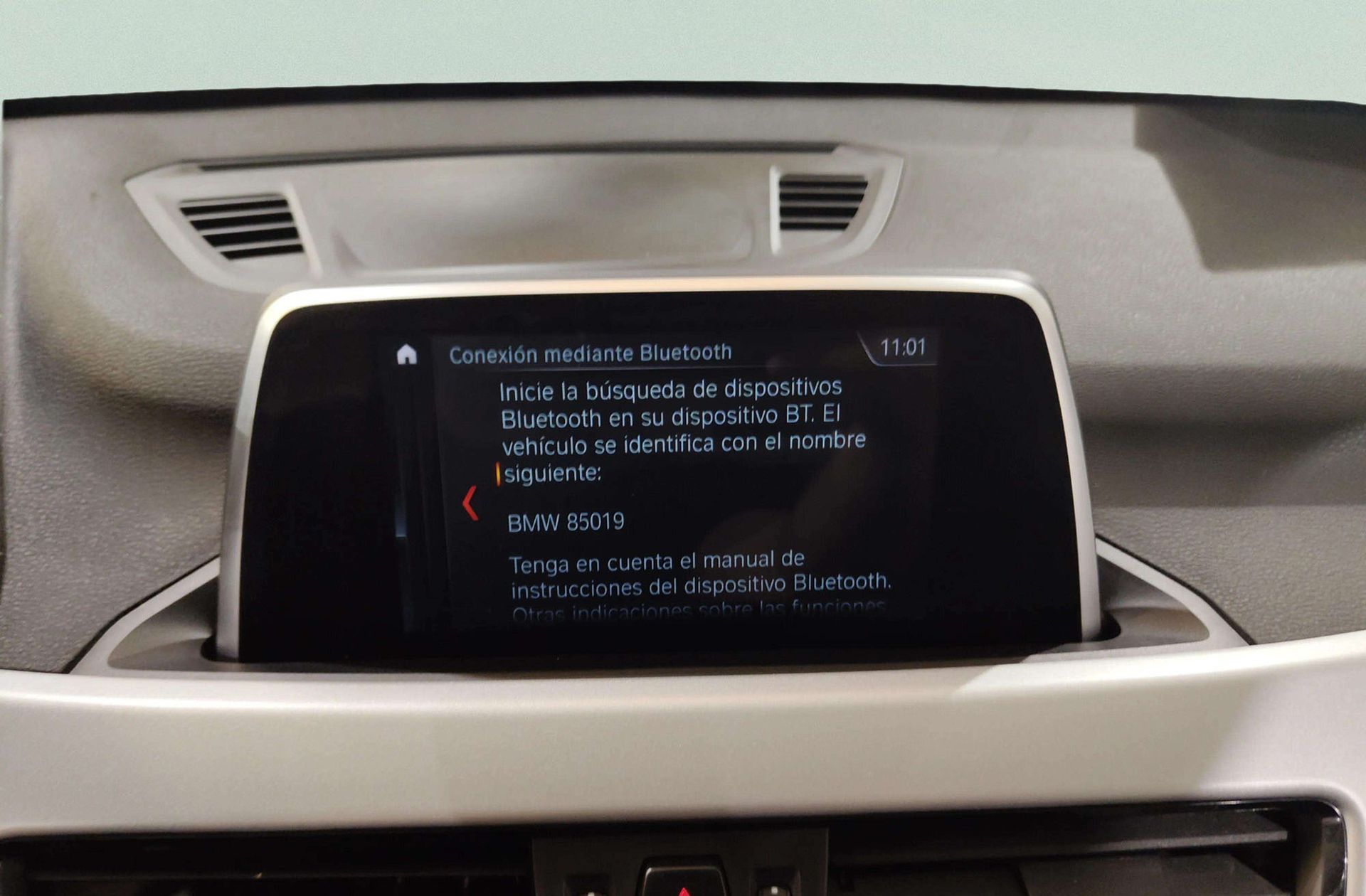 BMW X1 sDrive18d Business - foto 28