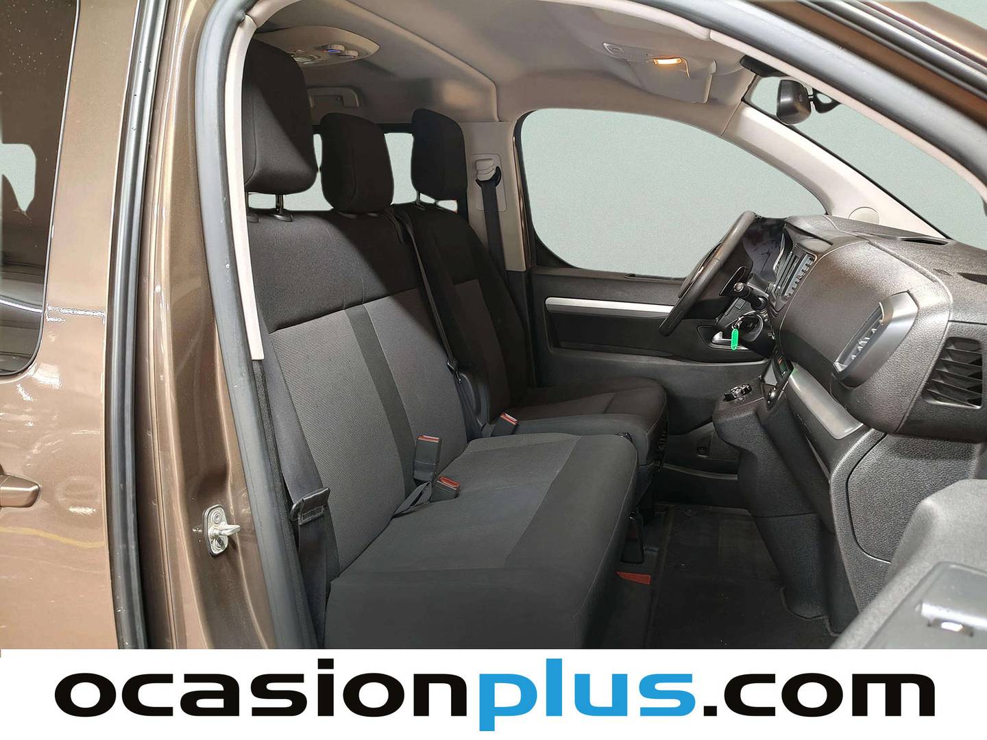 Fotos maletero Peugeot Traveller Peugeot Traveller 2.0 BlueHDi Business Long EAT8 (180 CV) 9 Plazas