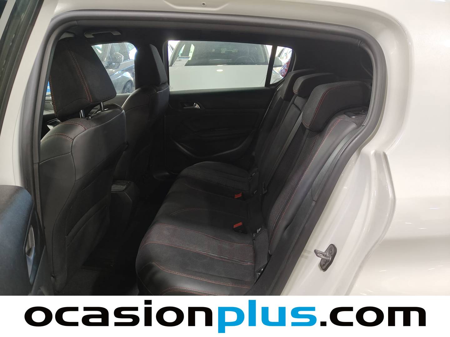 Foto asientos traseros Peugeot 308 Peugeot 308 BlueHDi 150 GT Line (150 CV)