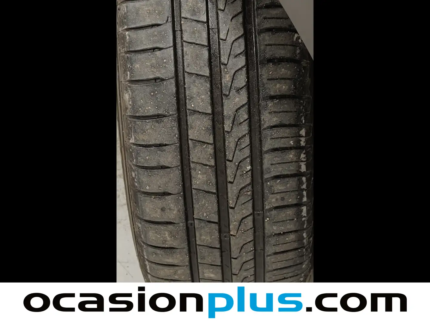 Foto Hyundai Kona Hyundai Kona 1.0 TGDi Maxx 4x2 DCT (120 CV)