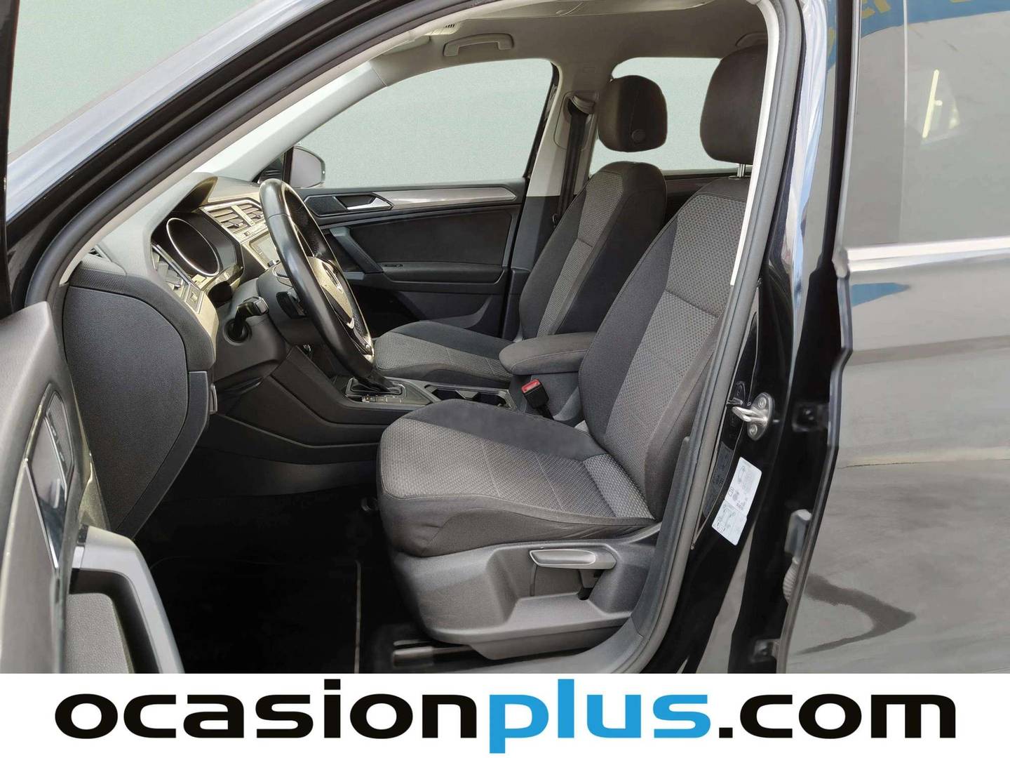 Foto asientos delanteros Volkswagen Tiguan Allspace Volkswagen Tiguan Allspace Advance 2.0 TDI (150 CV) DSG 7 Plazas