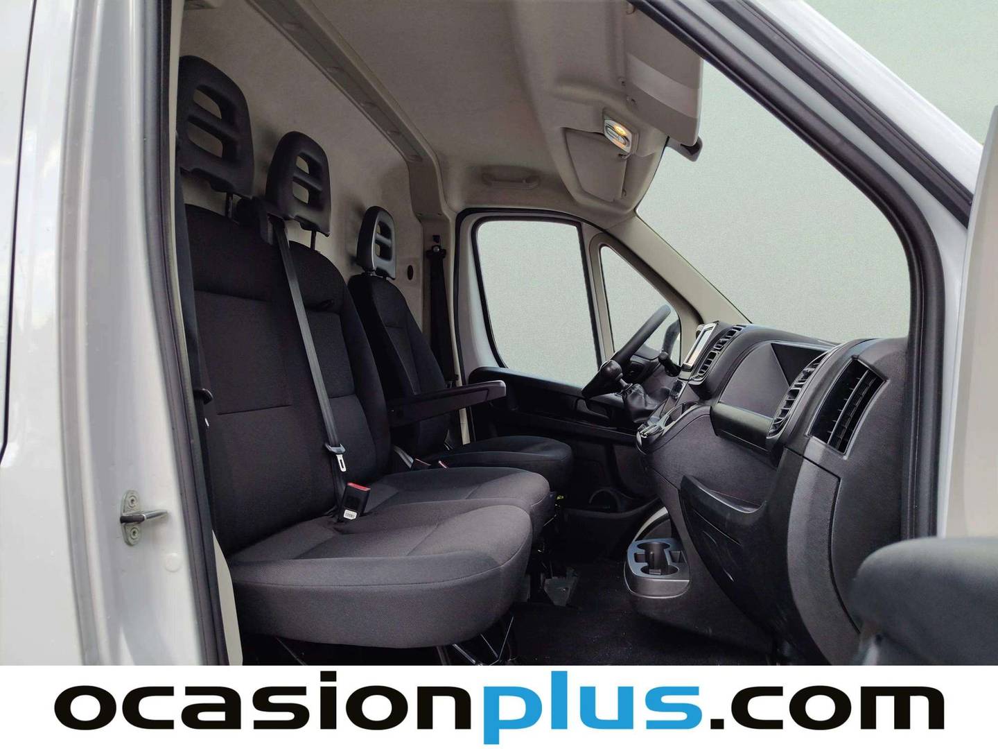 Fotos maletero Fiat Ducato Fiat Ducato Furgon 35 2.2 Multijet L2H2  (140 CV)