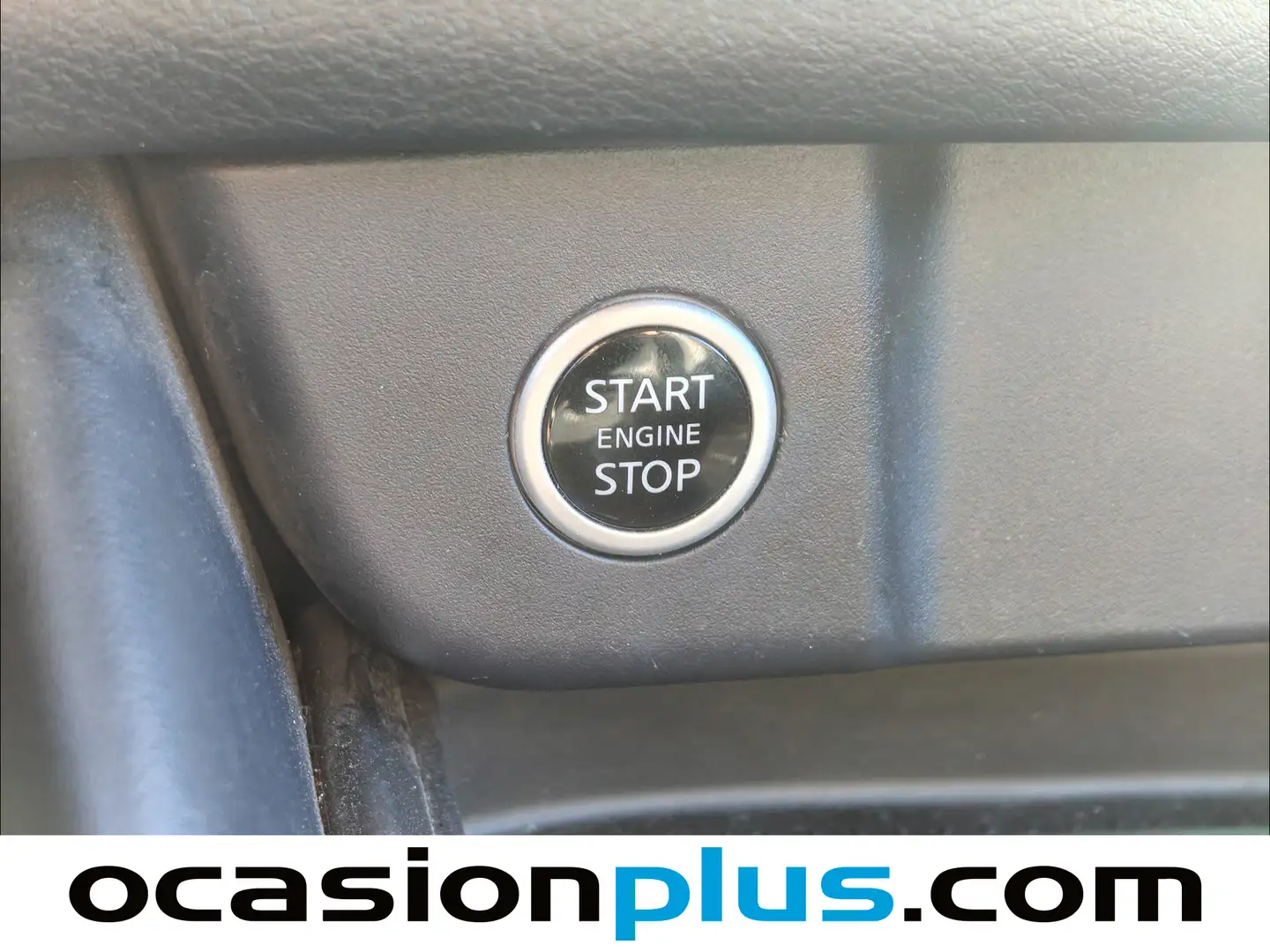 Foto Nissan QASHQAI Nissan Qashqai DIG-T 160 N-Connecta Xtronic DCT (158 CV)