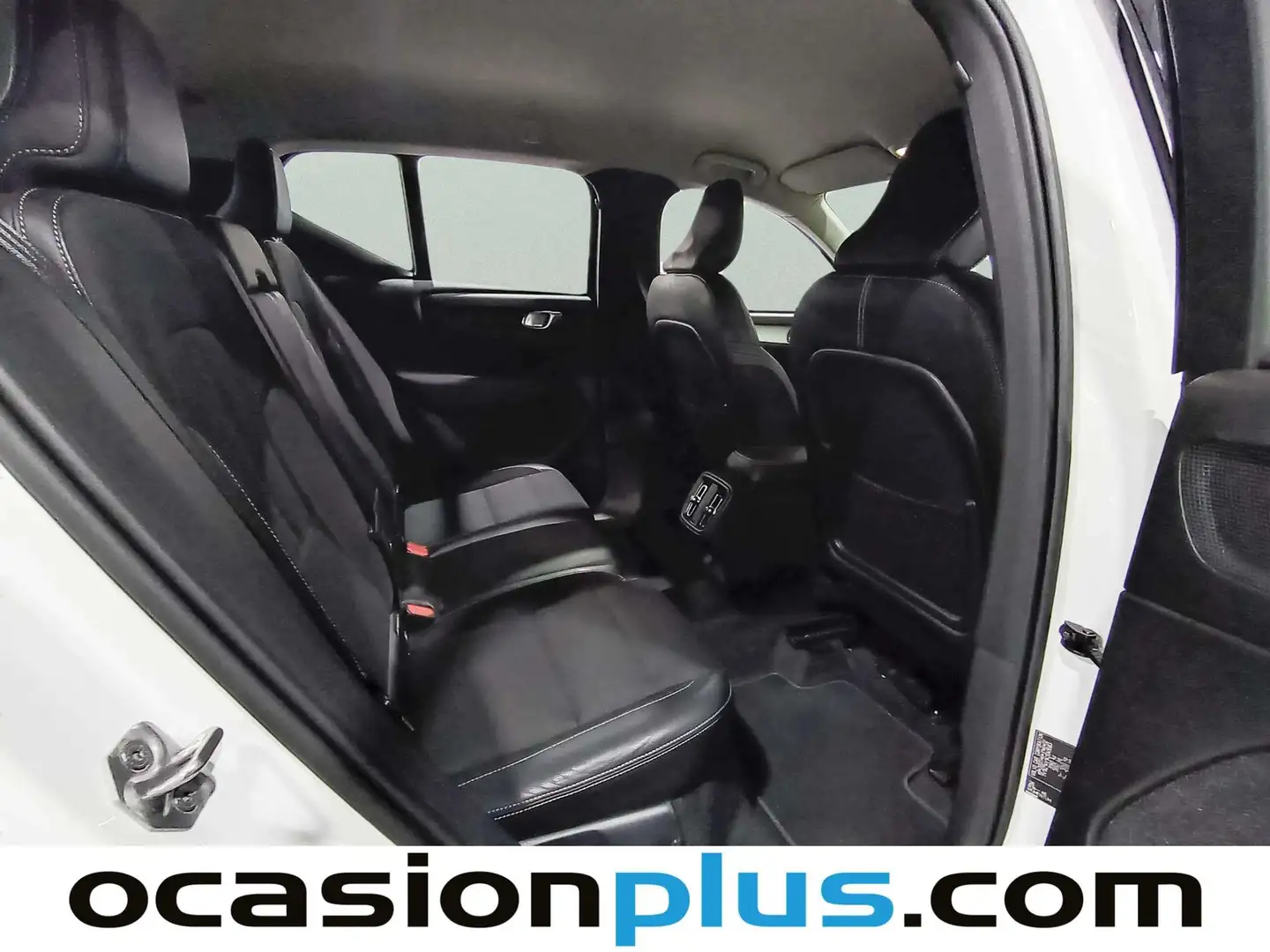 Foto Volvo XC40 Volvo XC40 T3 Momentum (156 CV)