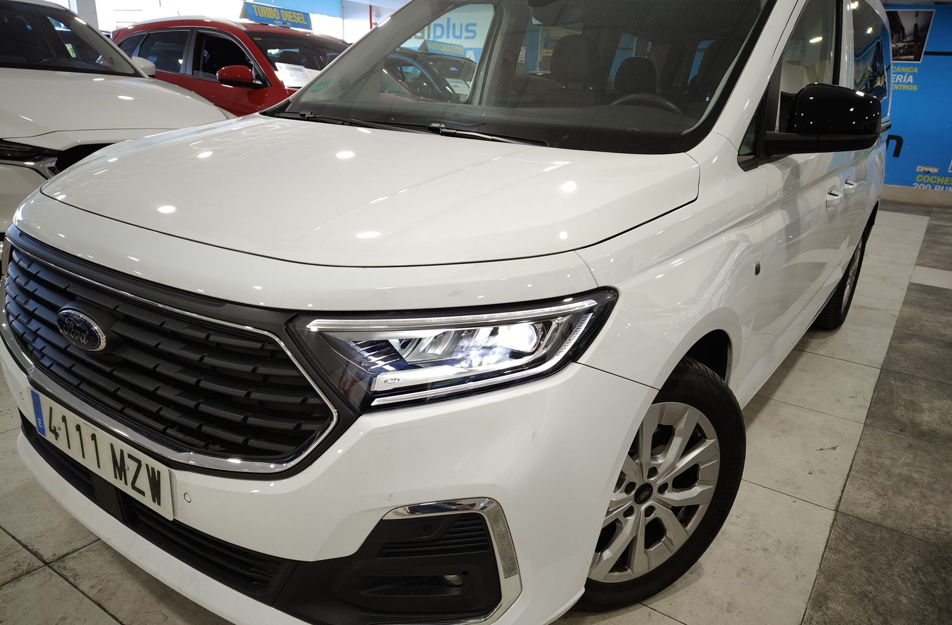 Ford Grand Tourneo Connect 2.0 EcoBlue Titanium 7 plazas - foto 17